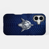 Silver Chrome Geometric Shark Blue Python iPhone 16 Hülle (Rückseite (Horizontal))