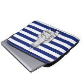 Silver Chrome Like Lighthouse auf Navy Stripes Laptopschutzhülle (Vorne Knopf)