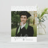 Silver Confetti Foto Class of Abschluss Year Ankündigung (Stehend Vorderseite)