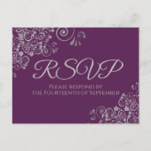 Silver Curls Elegante Plum Lila Wedding RSVP Postkarte (Vorderseite)