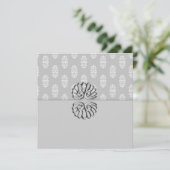 Silver Damask Wedding Einladung (Stehend Vorderseite)