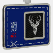 Silver Deer Scene on Carbon Fibre Style Print Rahmen-Ornament Silber (Rechts)