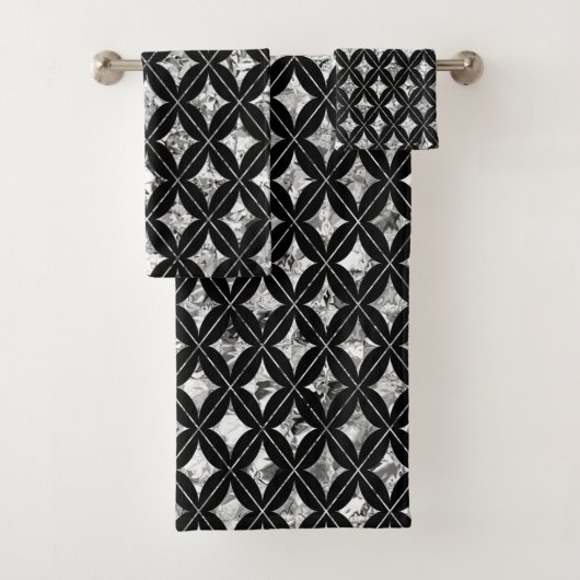 Silver Diamonds auf Black Towel Set (Insitu)