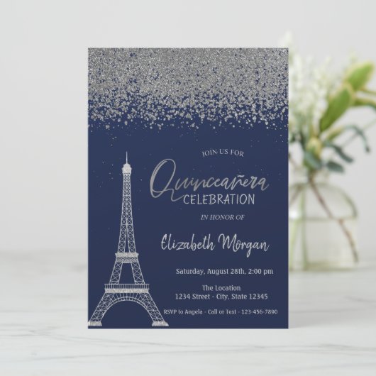 Silver Diamonds, Eiffelturm Navy Blue Quinceanera Einladung (Stehend Vorderseite)