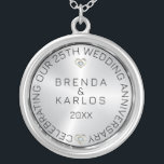 Silver & Diamonds Silver zum 25. Hochzeitstag Versilberte Kette<br><div class="desc">Elegant Happy 25. Hochzeitstag Bild von silberem Hintergrund und Diamanten mit schwarz anpassbaren Text.</div>