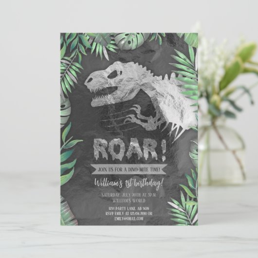 Silver Dinosaur Roar Geburtstag Einladung (Stehend Vorderseite)