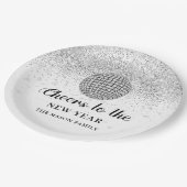 Silver Disco Ball Cheers Silvester Party Pappteller (Schrägansicht)