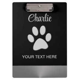 Silver Dog Paw auf schwarzem Hintergrund Klemmbrett