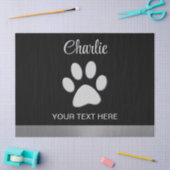 Silver Dog Paw auf schwarzem Hintergrund Seidenpapier (Basteln)