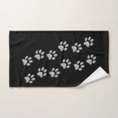Silver Dog Paws Schwarzer Hintergrund Print Patter Badhandtuch Set (Handtuch)