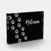 Silver Dog Paws Schwarzer Hintergrund Print Patter Fotoblock (Links)