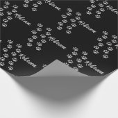 Silver Dog Paws Schwarzer Hintergrund Print Patter Geschenkpapier (Ecke)