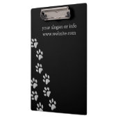 Silver Dog Paws Schwarzer Hintergrund Print Patter Klemmbrett (Links)