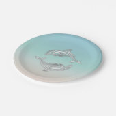 Silver Dolphins Beach Style Luau Pappteller (Schrägansicht)