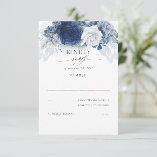 Silver Dusty and Navy Blue Wedding RSVP (Stehend Vorderseite)
