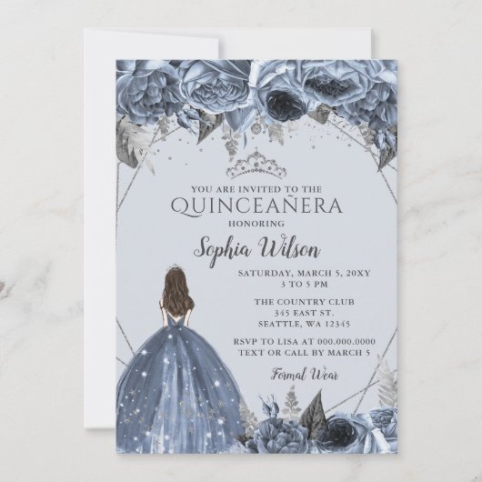 Silver Dusty Blue Floral Princess Quinceañera Einladung (Vorderseite)
