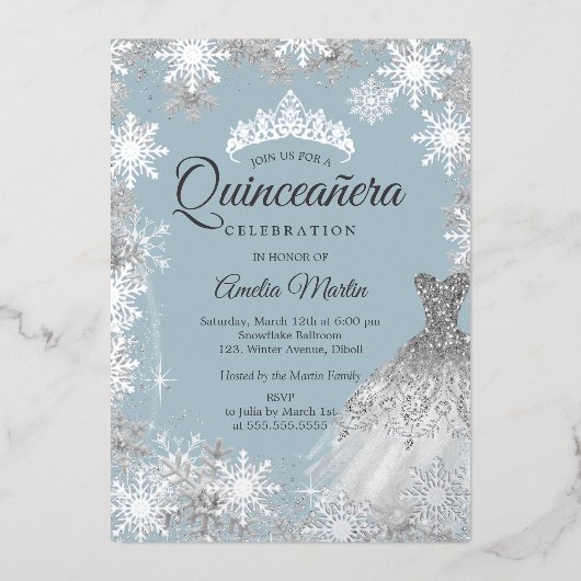 Silver Dusty Blue Winter Snowflake Quinceanera Folieneinladung (Vorderseite)