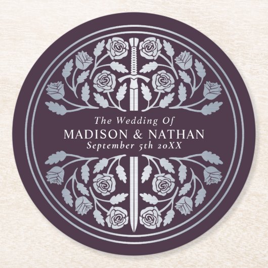 Silver Eggplant Royal Medieval Sword Wedding Runder Pappuntersetzer (Vorderseite)