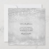 Silver Elegance Sparkling Moderner Platz Hochzeit Einladung (Rückseite)