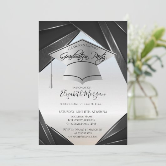 Silver Elegant Grad Cap Abschluss Einladung (Stehend Vorderseite)