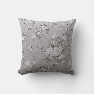 Silver Floral Design Luxury Kissen