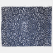 Silver Floral Mandala Fleecedecke (Vorderseite (Horizontal))