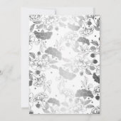 Silver Floral Wreath Elegantes Weißes Brautparty Einladung (Rückseite)