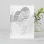 Silver Foil Script & Portrait Wedding Folieneinladung (Stehend vorne)