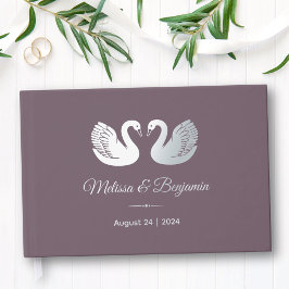 Silver Foil Swans on Dark Lila Wedding Gästebuch