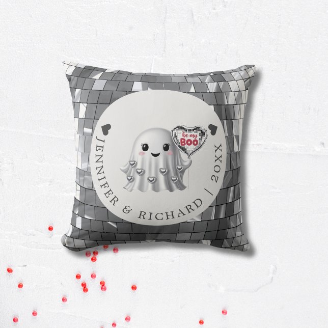 Silver Ghost Valentine S Design Pattern Kissen (Custom Valentine's Day - Silver Disco Design Throw Pillow)