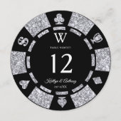 Silver Glitter Monogram Poker Chip Casino Wedding Einladung (Vorderseite)