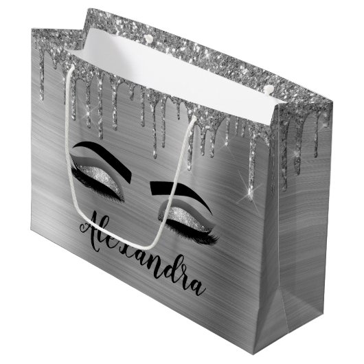 Silver Glitter Sparkle Eyelashes Monogram Große Geschenktüte (Vorderseite Schrägansicht)