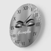 Silver Glitter Sparkle Eyelashes Monogram Große Wanduhr (Winkel)