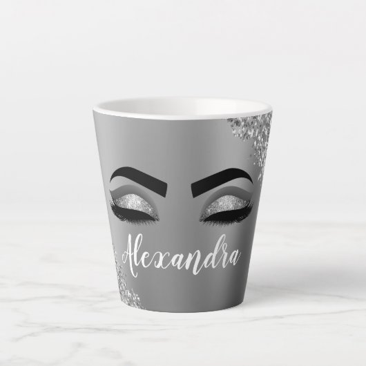 Silver Glitter Sparkle Eyelashes Monogram Milchtasse (Vorderseite)