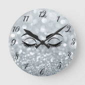 Silver Glitzer Black Eyelashes Salon Personalisier Runde Wanduhr (Vorderseite)