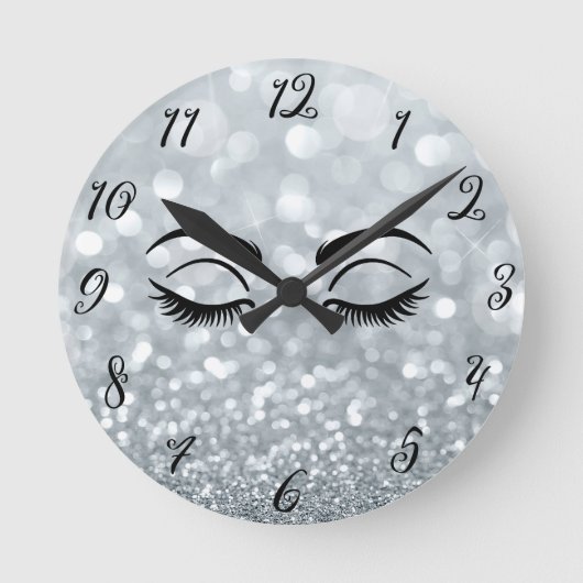 Silver Glitzer Black Eyelashes Salon Personalisier Runde Wanduhr (Vorderseite)