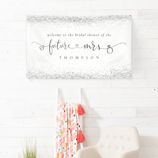 Silver Glitzer Future Mrs. Welcome Brautparty Banner (Insitu)