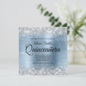 Silver Glitzer Light Blue Monogram Quinceanera Einladung (Stehend Vorderseite)