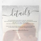 Silver Glitzer ombre White Script Foto Hochzeit Dreifach Gefaltete Einladung (Innen Erste Seite)