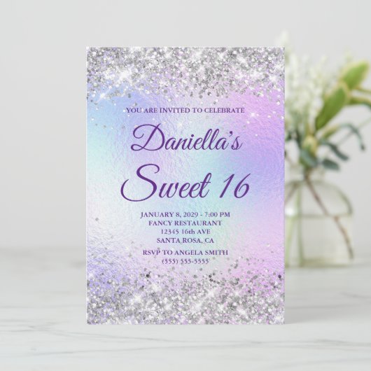Silver Glitzer Shiny Iridescent Foil Sweet 16 Einladung (Stehend Vorderseite)