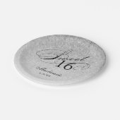 Silver Glitzer Sweet 16 Personalisiert Pappteller (Schrägansicht)