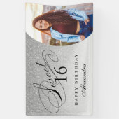 Silver Glitzer Sweet 16 Personalisiertes Foto Banner (Vertikal)