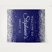 Silver Glitzer und Navy Blue Willkommen in Sweet 1 Wandteppich (Vorderseite (Horizontal))