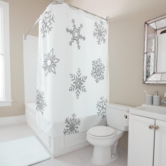 Silver Glitzer Winter Schneeflocken auf Weiß Duschvorhang (Beispiel)