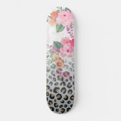 Silver Gold Black Leopard Print Pink Blume Skateboard (Vorderseite)