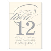 Silver Gray Calligraphy Script Wedding Monogram Tischnummer (Vorderseite)