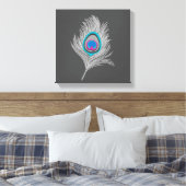 Silver Gray / Gray Peacock Feather on Graphite Leinwanddruck (Insitu (Schlafzimmer))