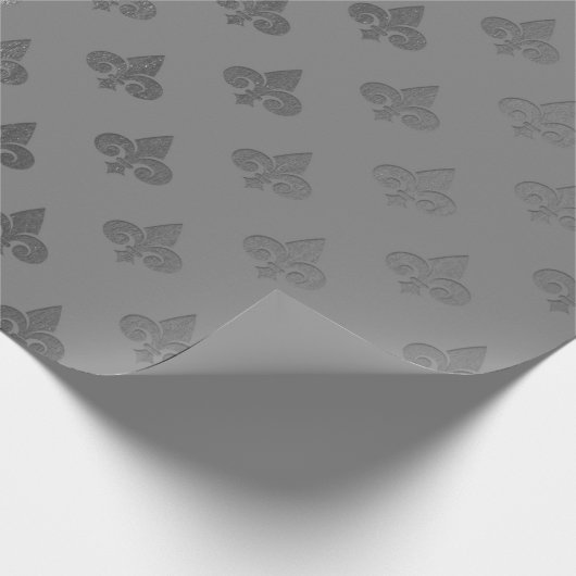 Silver Gray monochromatic Metallic Fleur-de-lis Geschenkpapier (Ecke)