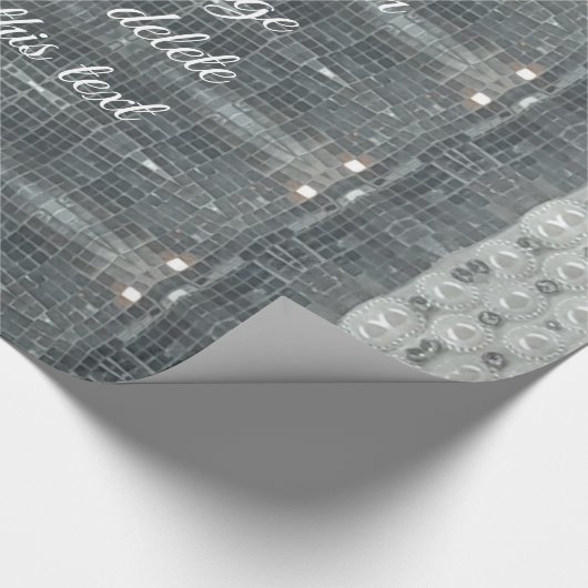 Silver Gray Pearls Mosaik Muster Elegant Geschenkpapier (Ecke)