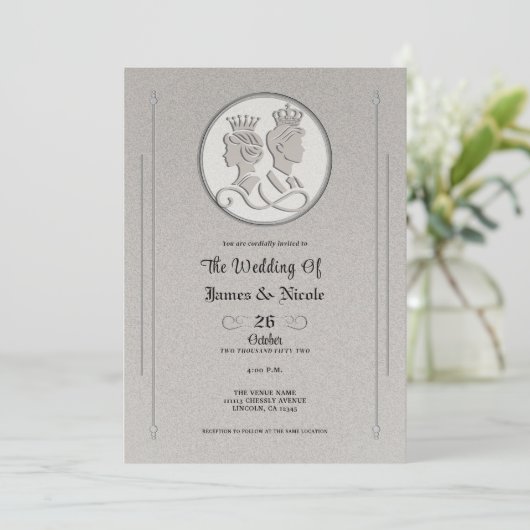 Silver Gray Royal Storybook King Queen Wedding Einladung (Stehend Vorderseite)